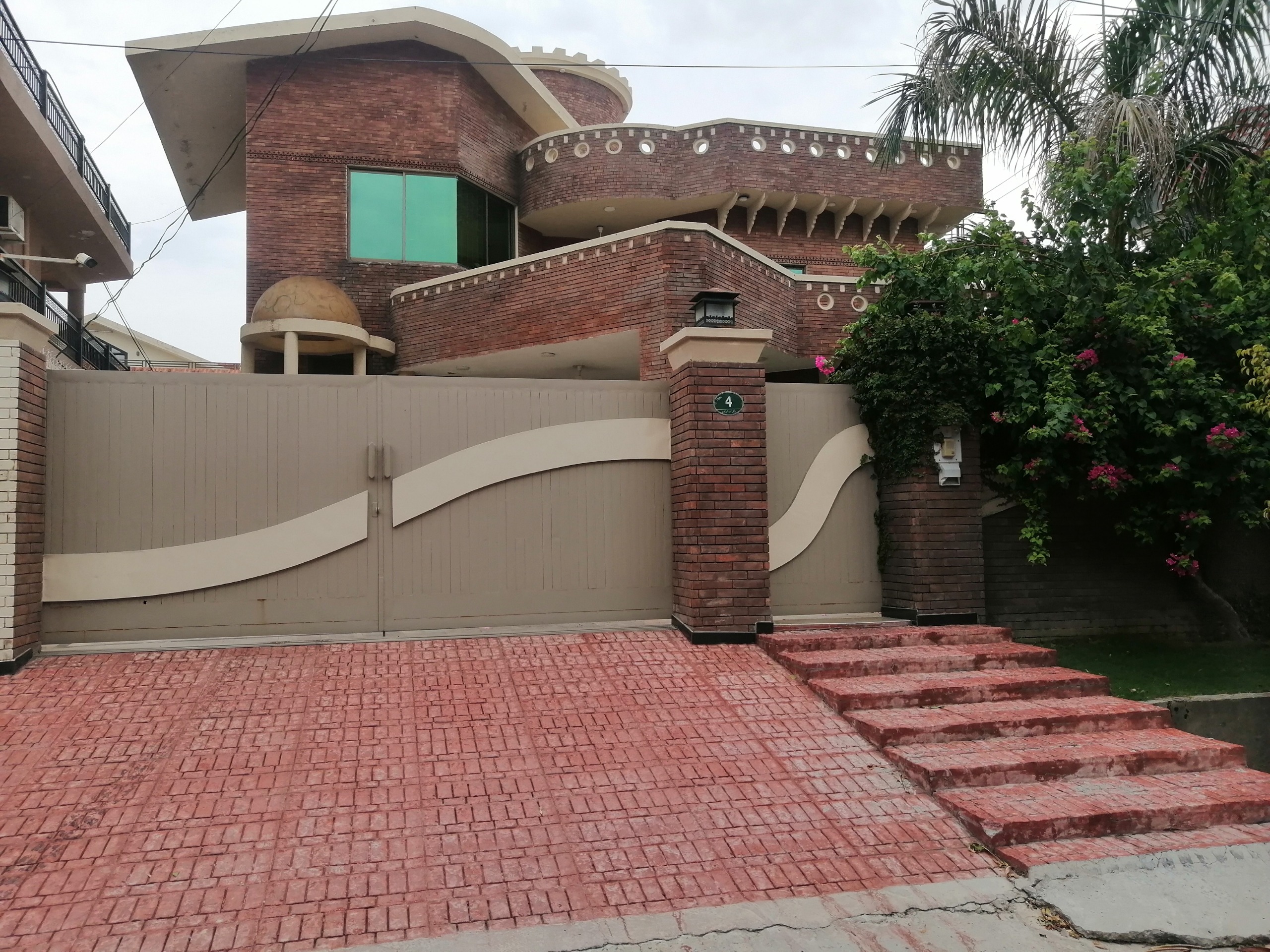 HOUSE NO 4